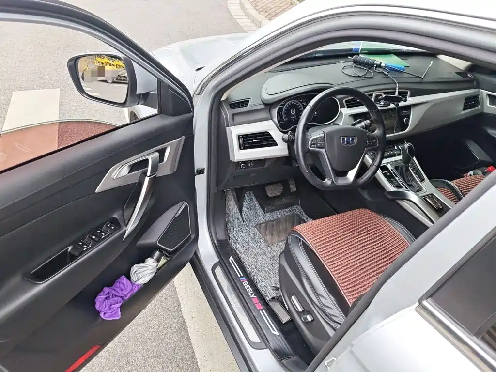 Geely Boyue — миниатюра 12