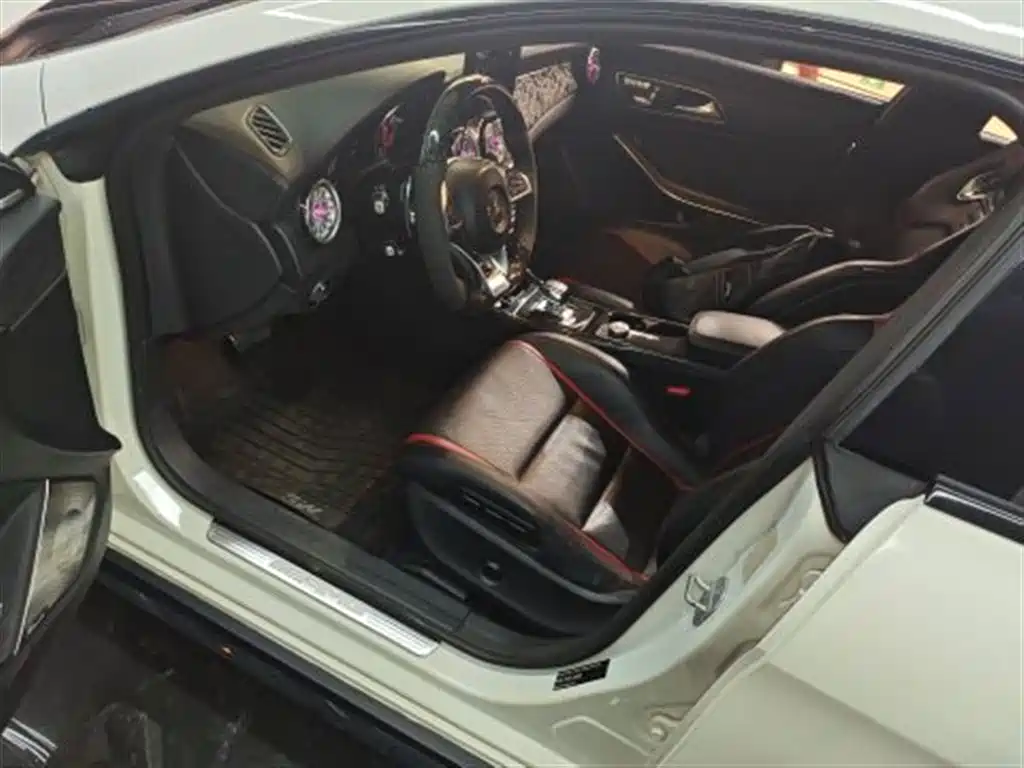 Mercedes-Benz CLA AMG — миниатюра 5