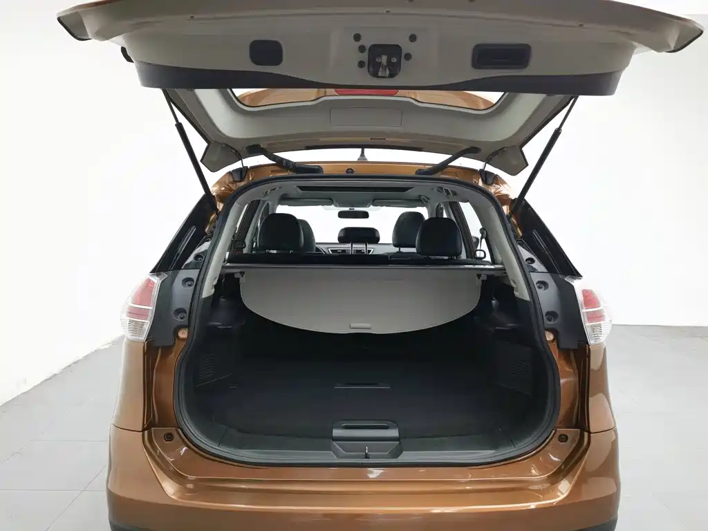 Nissan X-Trail — миниатюра 16