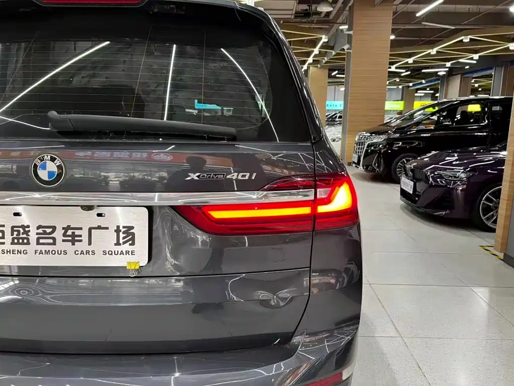 BMW X7 — миниатюра 13