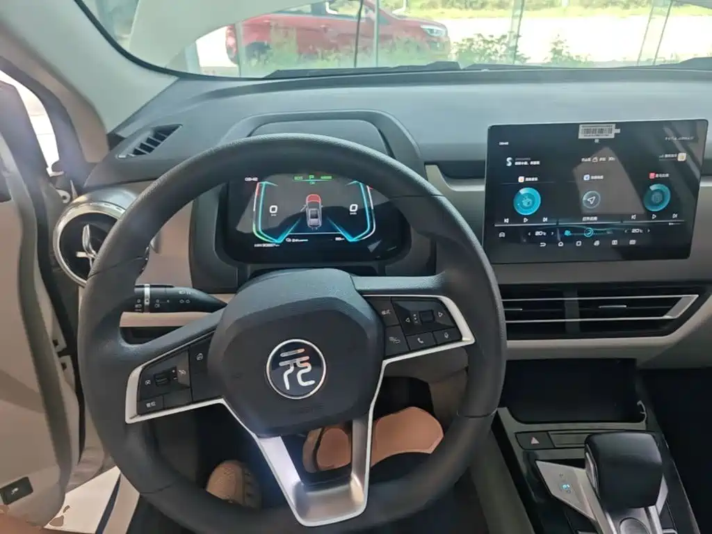 BYD Yuan Pro — миниатюра 11