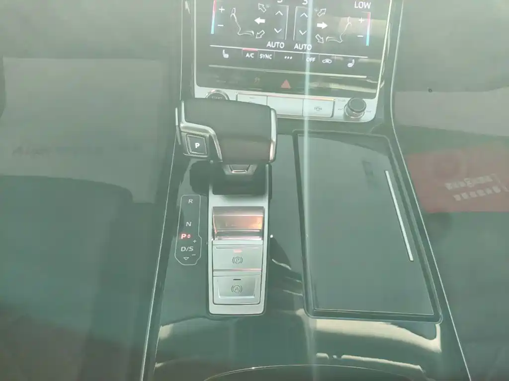Audi A8 — миниатюра 14