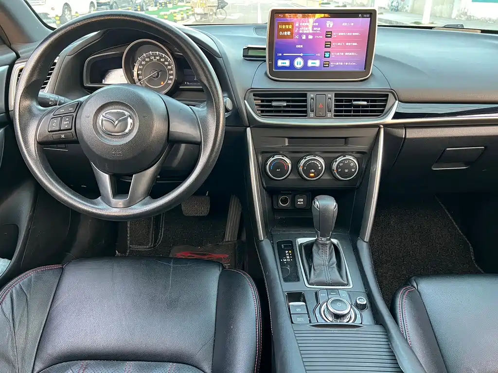MAZDA CX 4