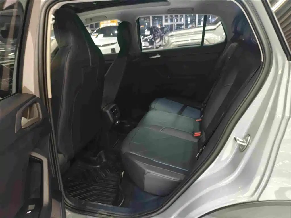 Volkswagen Tharu — миниатюра 6