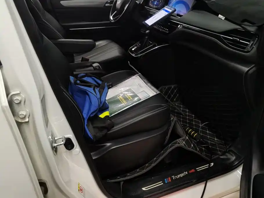 GAC Motor Trumpchi M6 — миниатюра 8