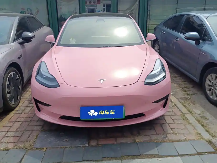 Tesla Model 3 — миниатюра 2