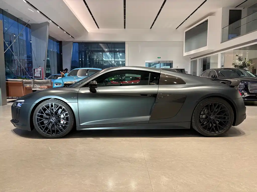 Audi R8 — миниатюра 4