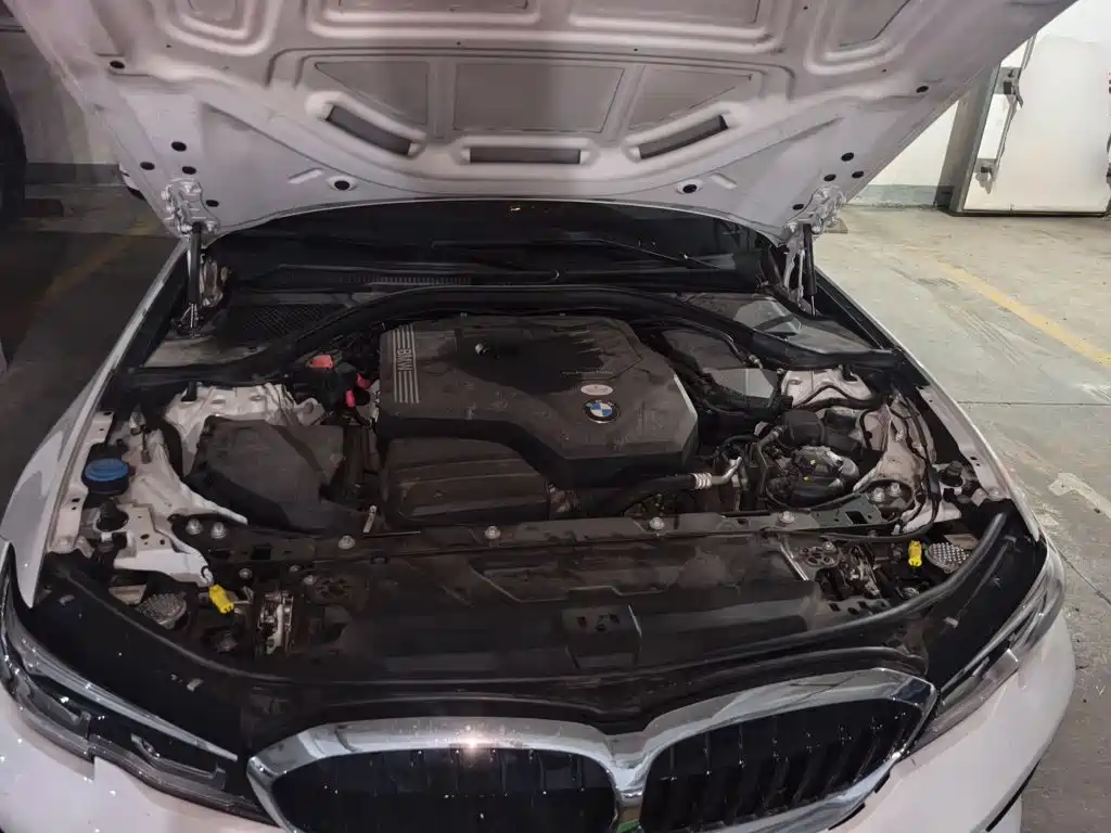 BMW 3 Series — миниатюра 11