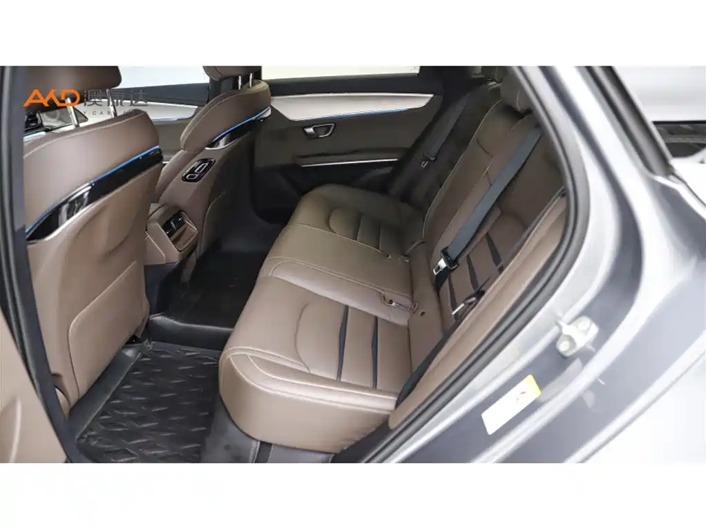 BYD Han — миниатюра 7