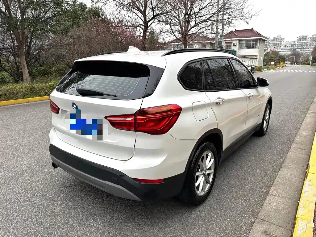 BMW X1 — миниатюра 4