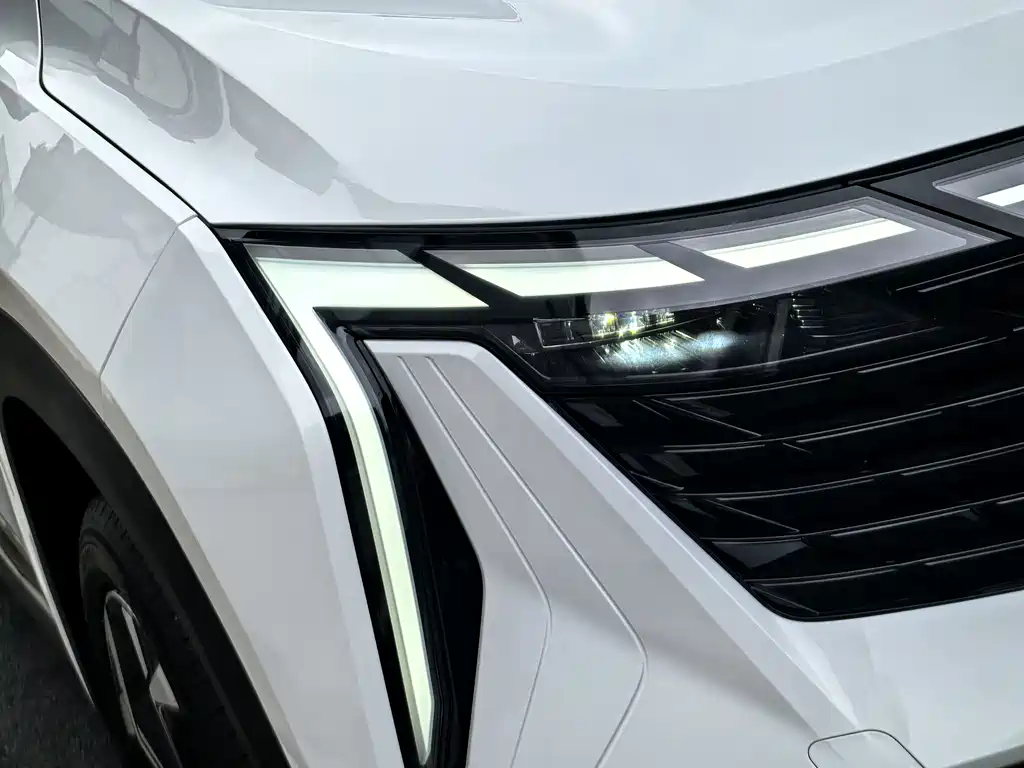 Geely Boyue L — миниатюра 5