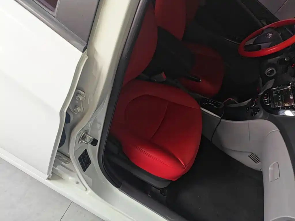 Hyundai Verna — миниатюра 25