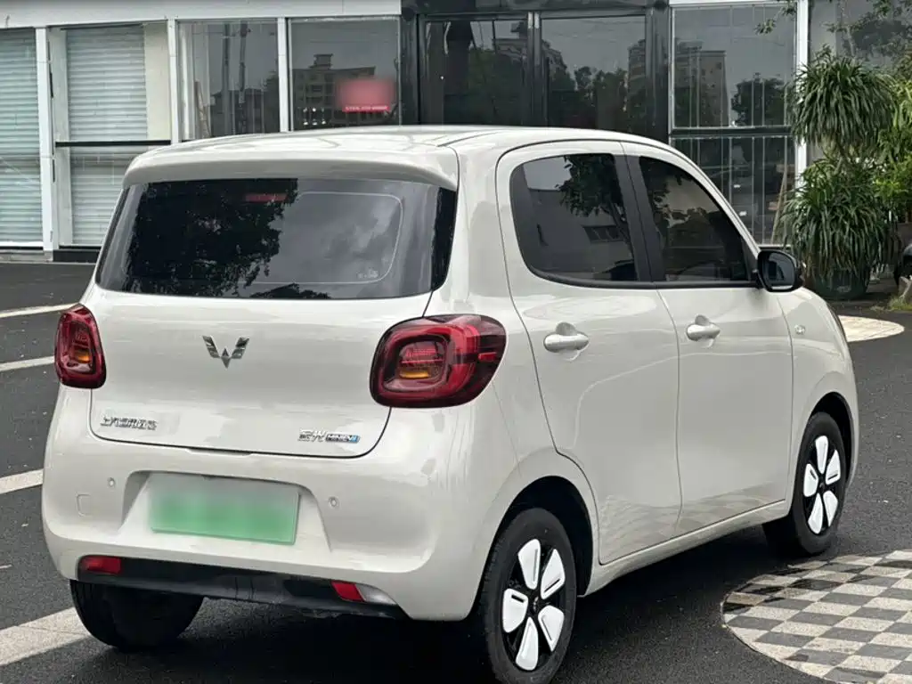 Wuling MINIEV — миниатюра 7