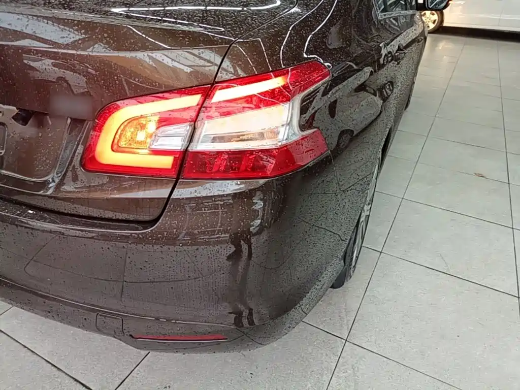 Peugeot 408 — миниатюра 8
