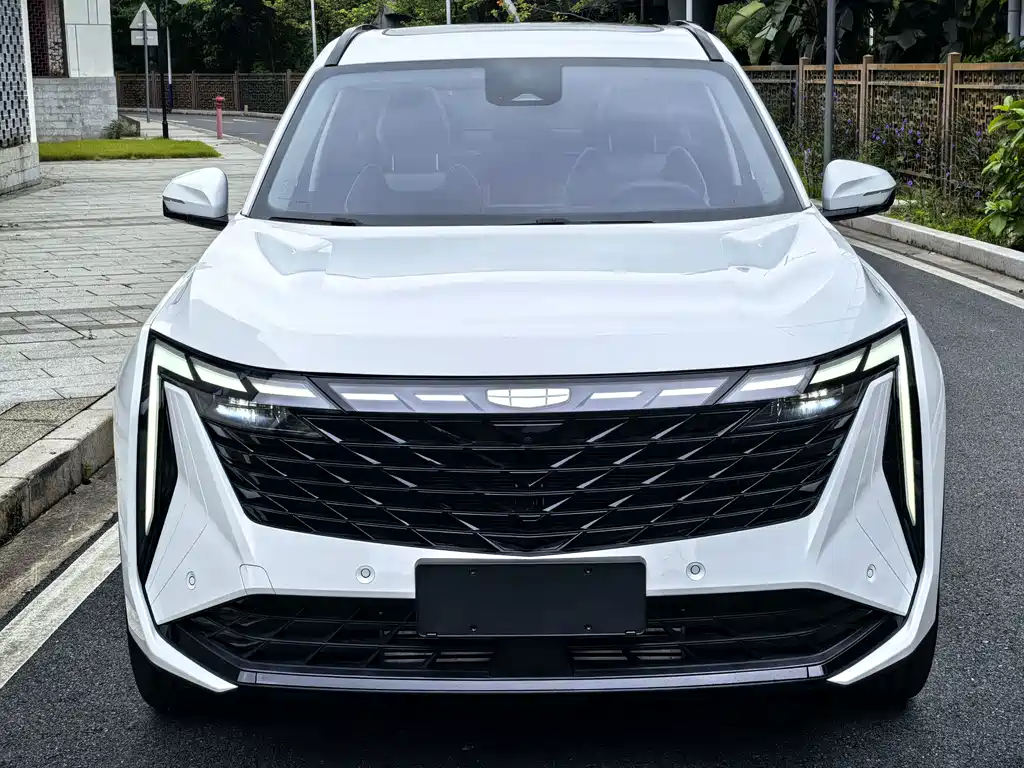 Geely Boyue L — миниатюра 2