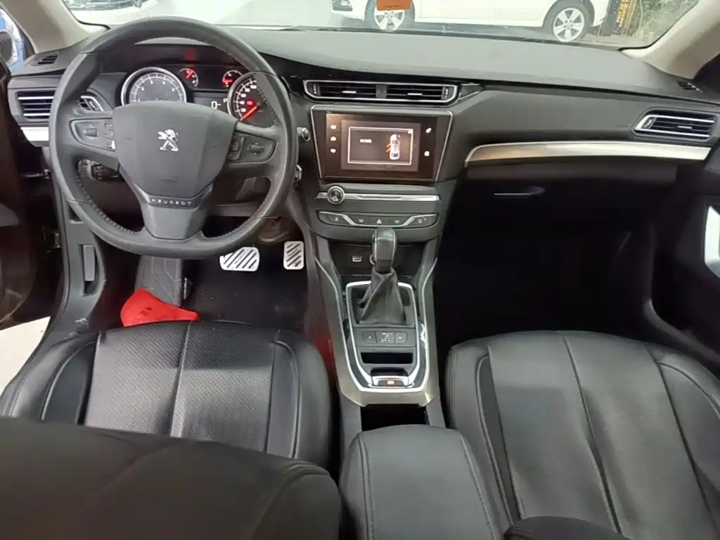 Peugeot 408 — миниатюра 10