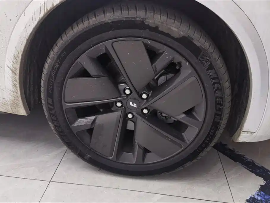 Li Auto L9 2025 Ultra