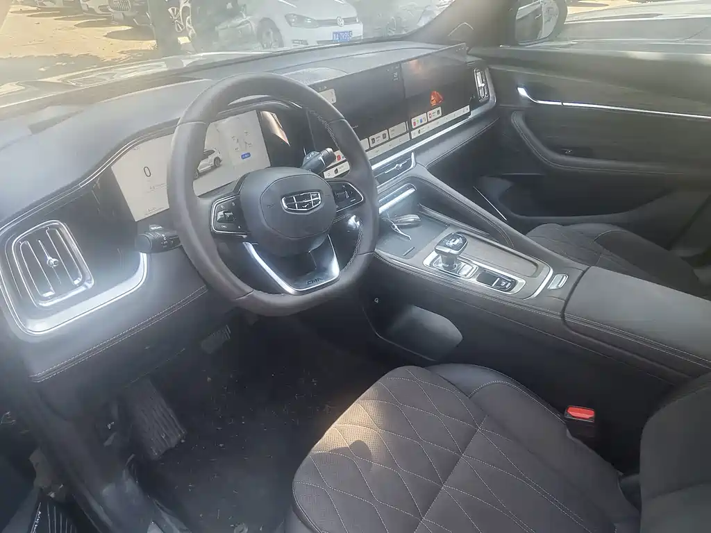 Geely Xingyue L — миниатюра 3