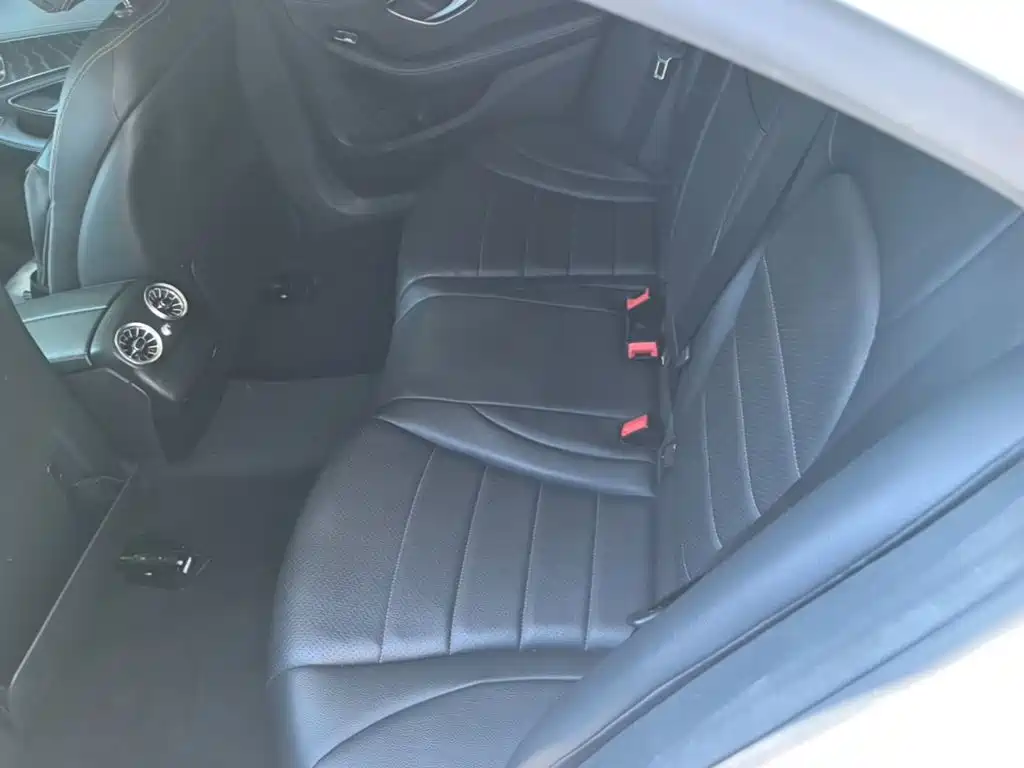 Mercedes-Benz C-Class — миниатюра 17