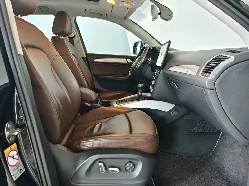 Audi Q5 — миниатюра 14