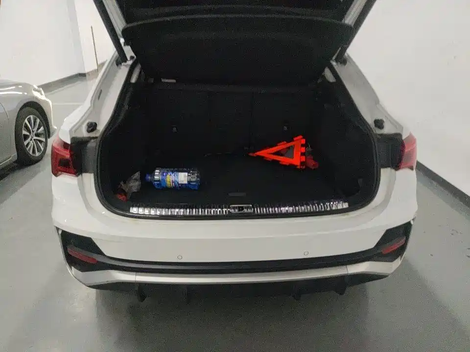 Audi Q3 Sportback — миниатюра 8