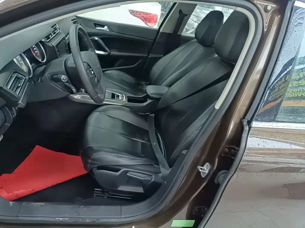 Peugeot 408 — миниатюра 15