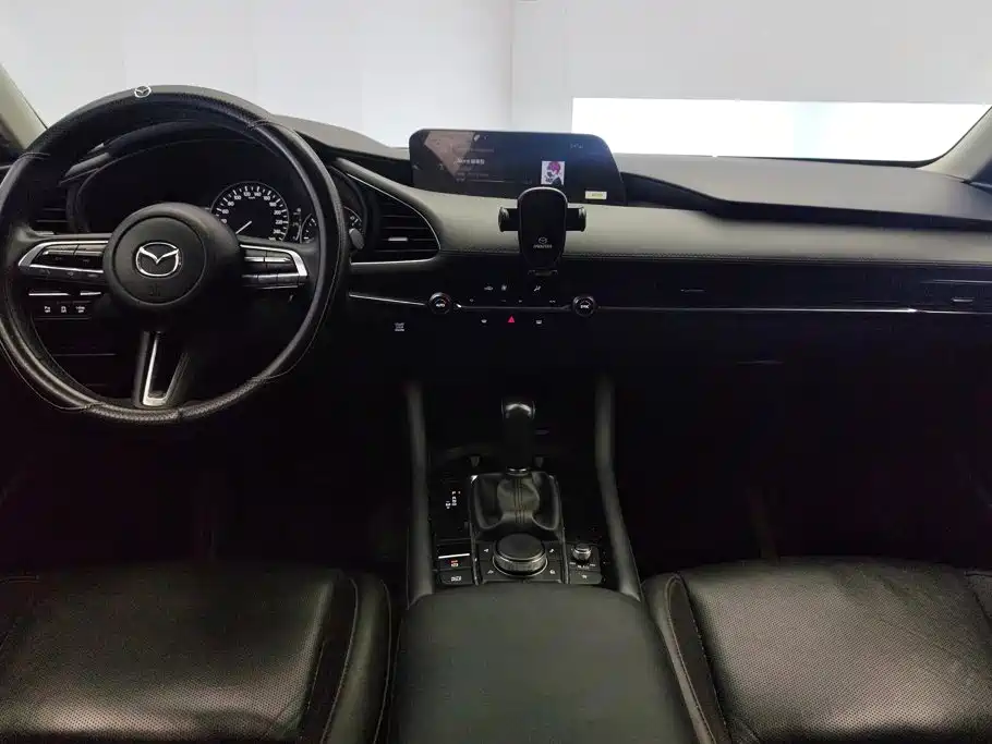 Mazda 3 Axela — миниатюра 12