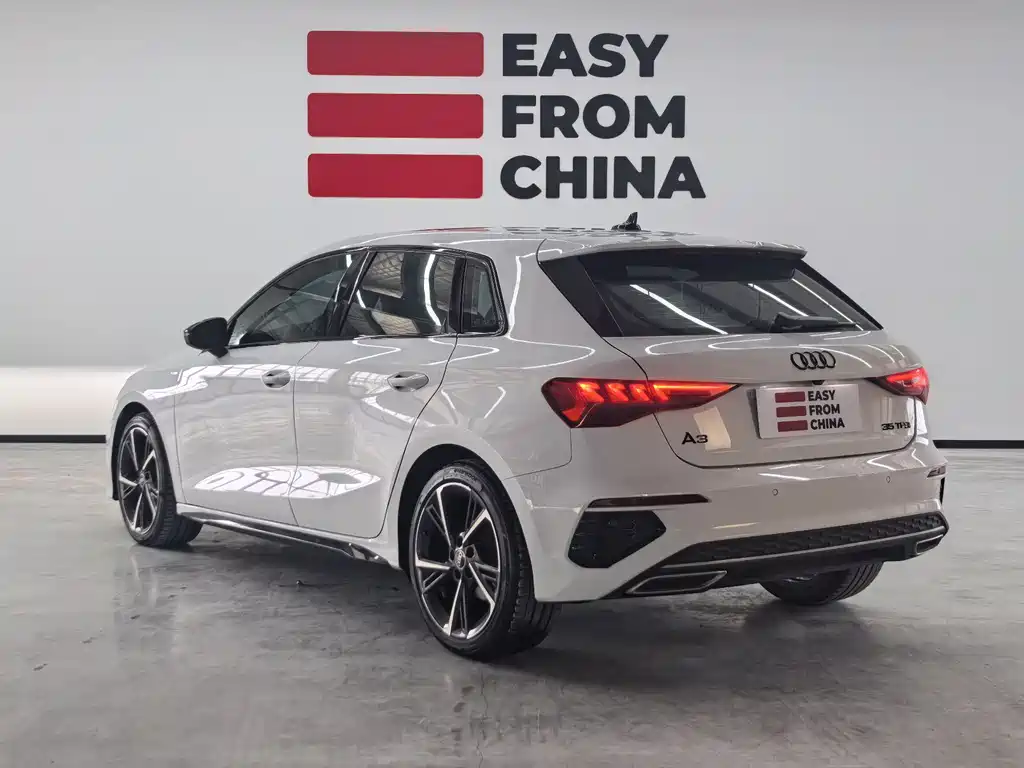 Audi A3 - фото 4