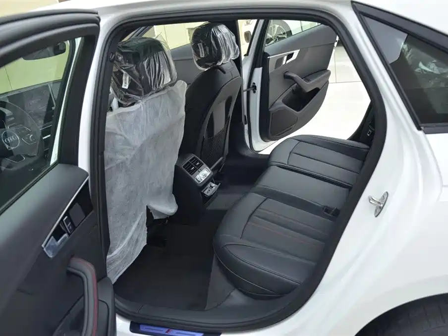 AUDI  A4L