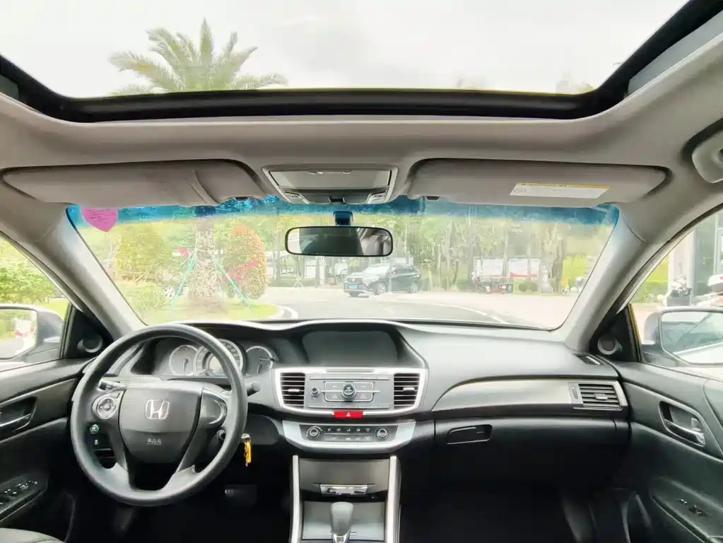 Honda Accord 2015 2.0L LX Comfort