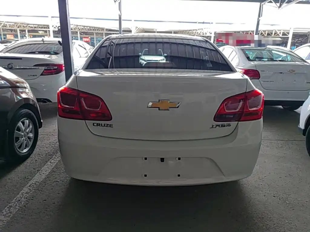 Chevrolet Cruze — миниатюра 6