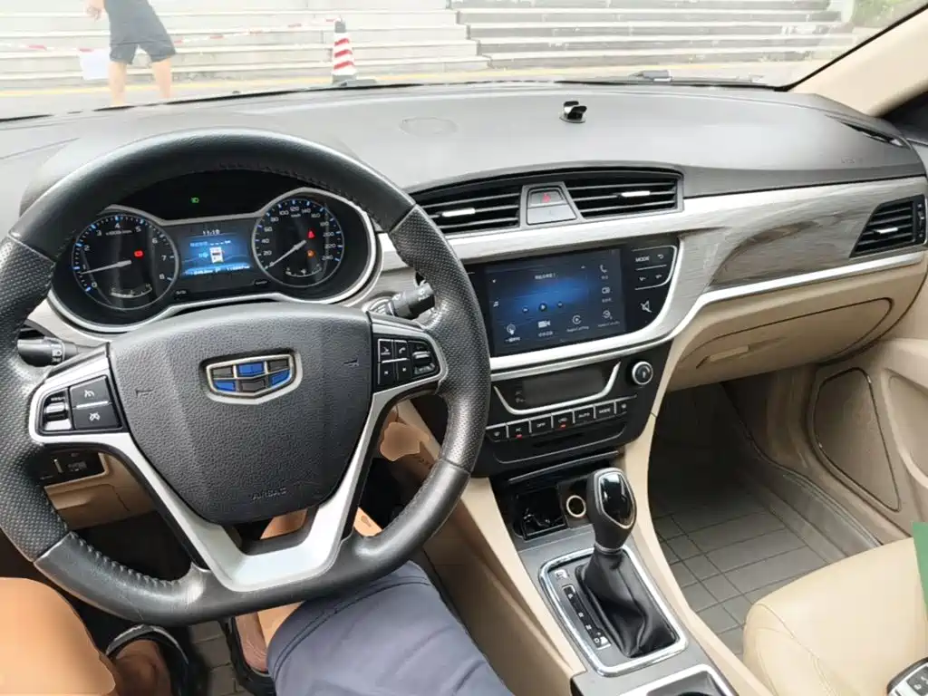 Geely Emgrand — миниатюра 10