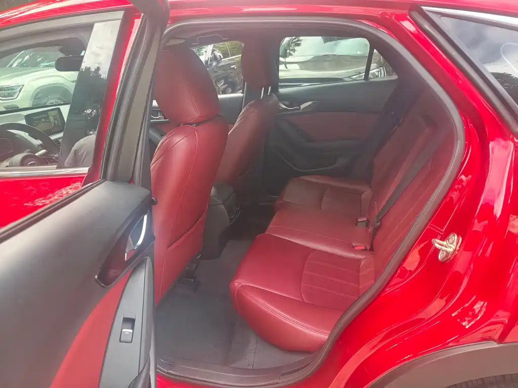 Mazda CX-4 — миниатюра 10