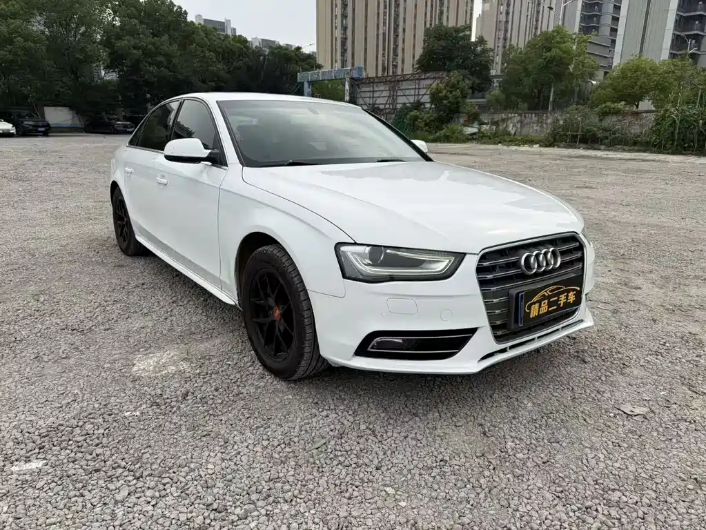 Audi A4L 2013 35 TFSI AT