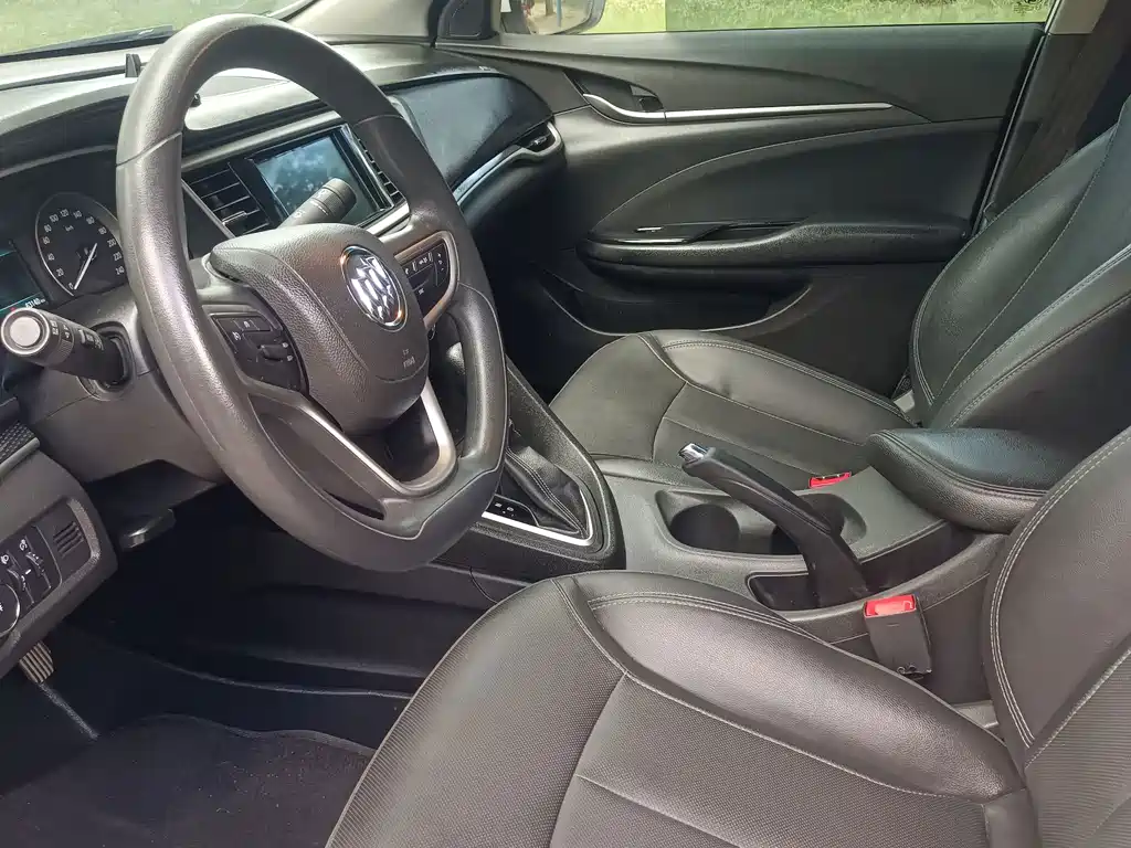 Buick Excelle — миниатюра 4