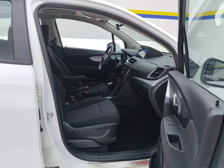 Buick Encore — миниатюра 8