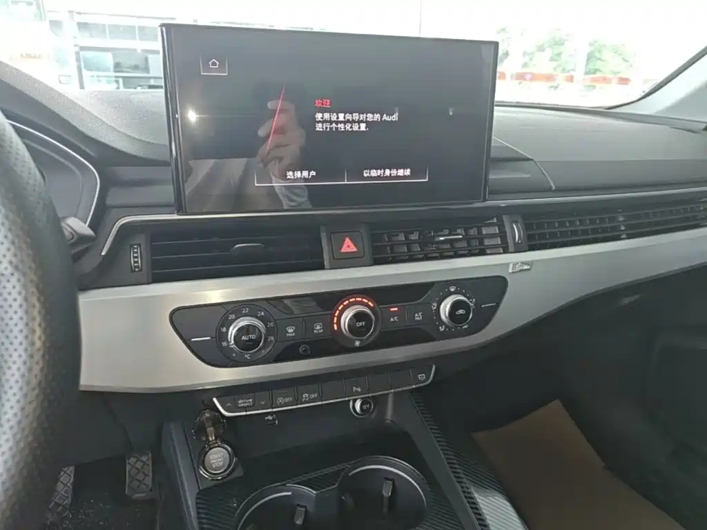 Audi A4L — миниатюра 13