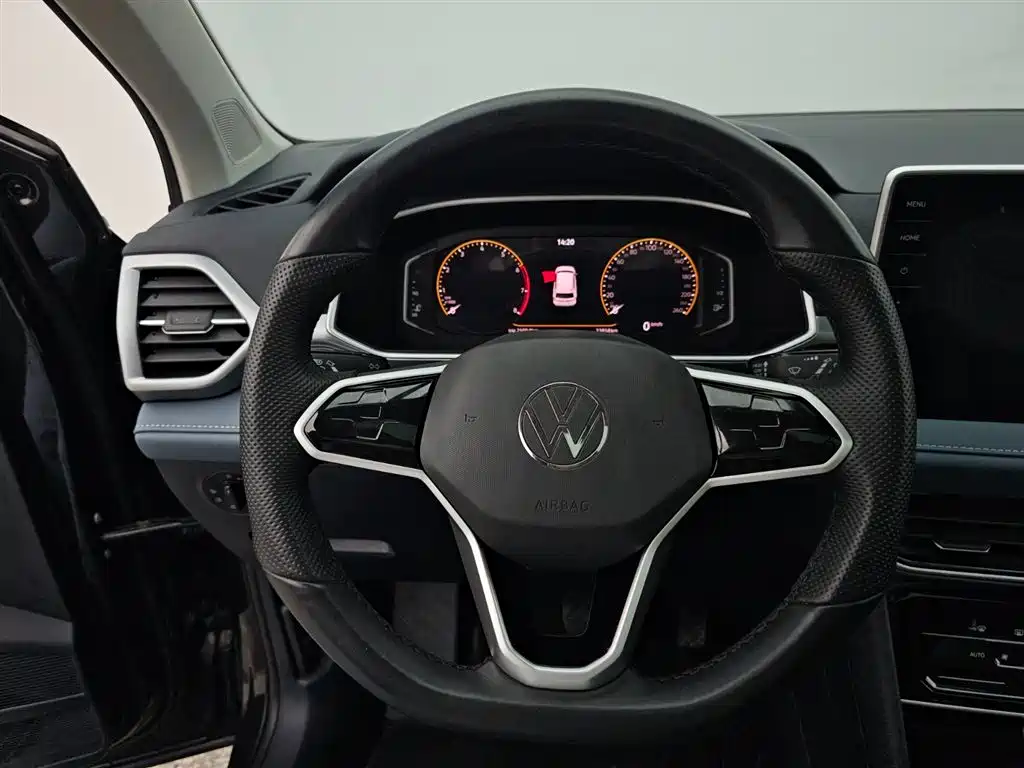 Volkswagen Tharu 2023 300TSI