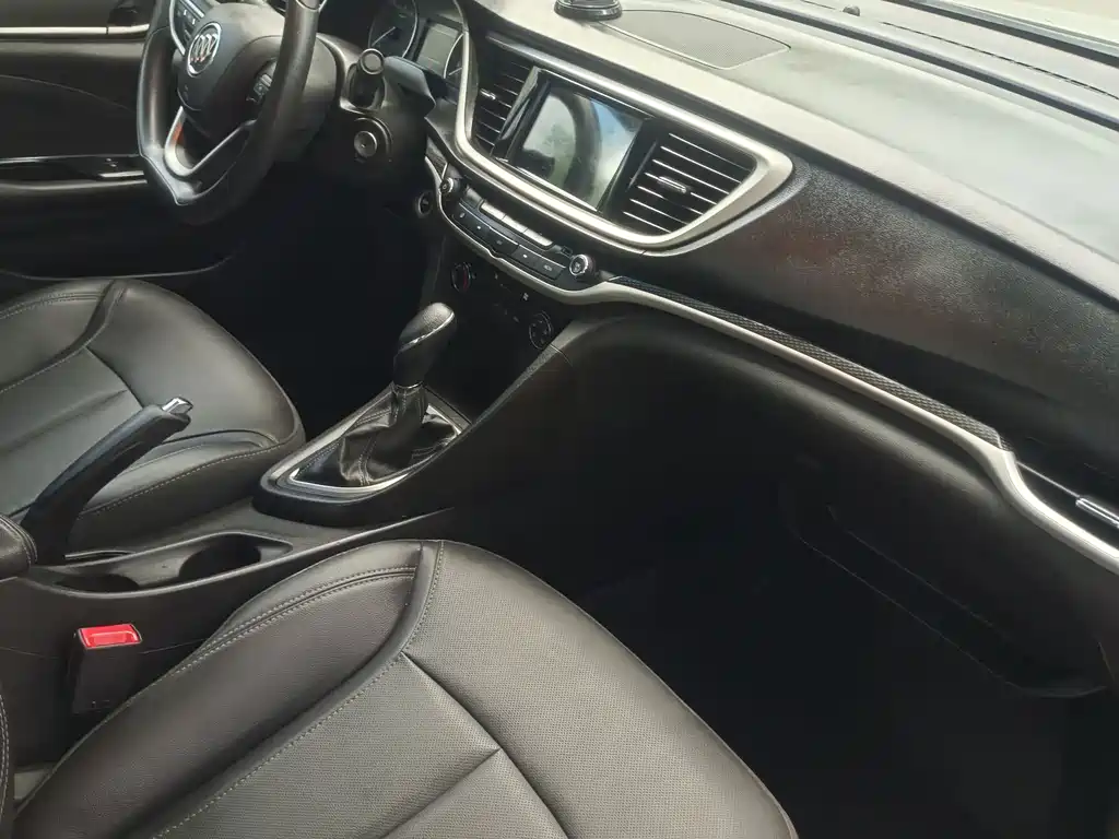 Buick Excelle — миниатюра 3