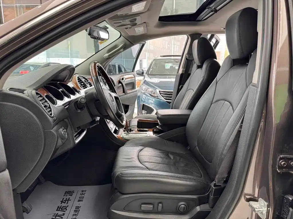 Buick Enclave — миниатюра 7