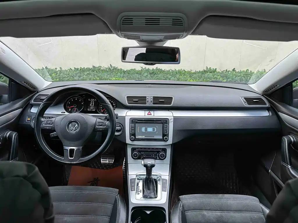 Volkswagen FAW - Passat CC CC 2011 2.0TSI