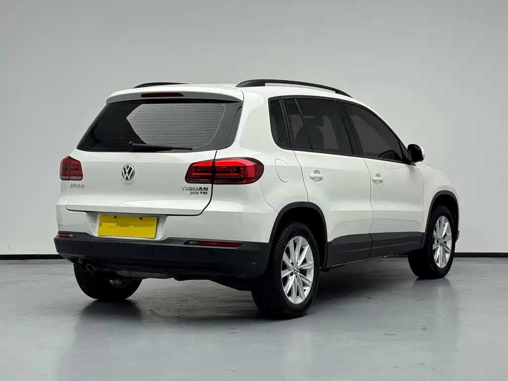 Volkswagen Tiguan — миниатюра 4