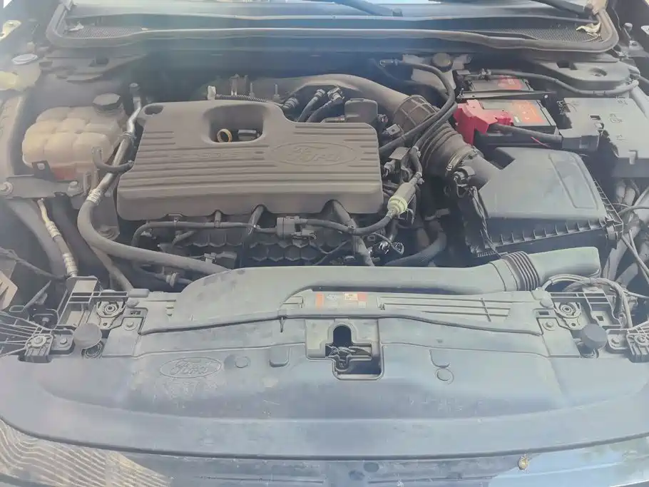 Ford Mondeo — миниатюра 10