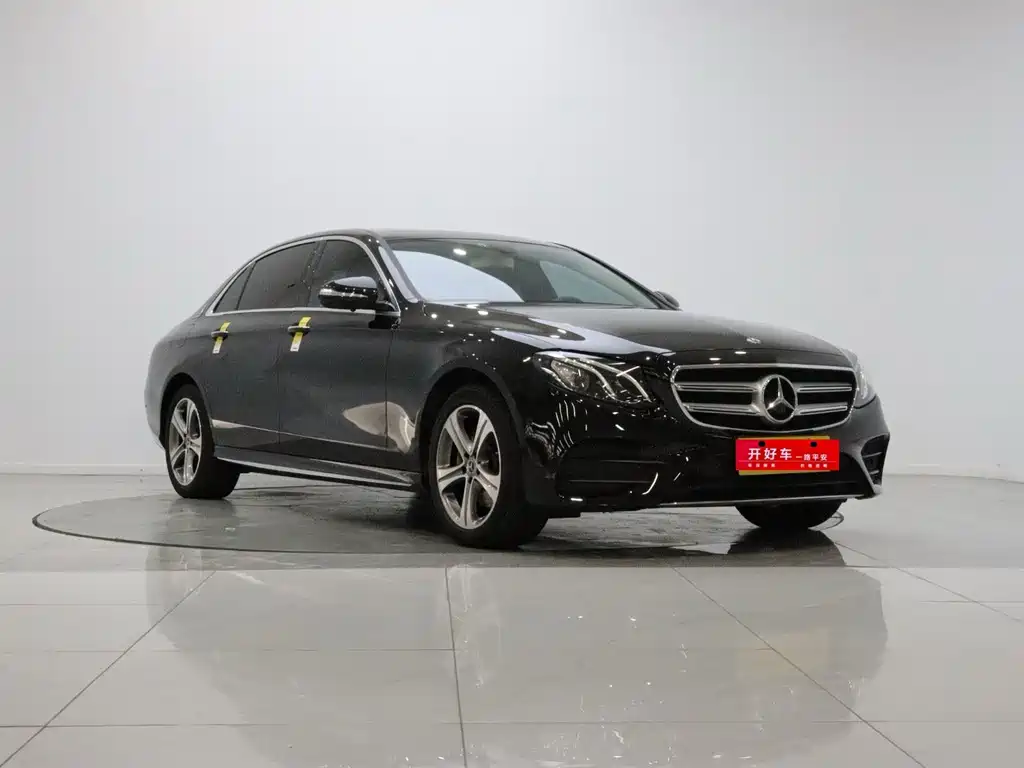 Mercedes-Benz E-Class — миниатюра 3