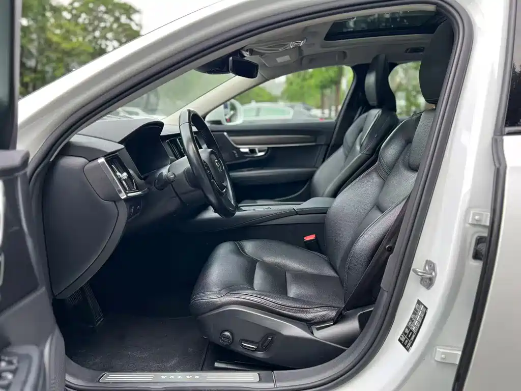 Volvo V90 — миниатюра 7