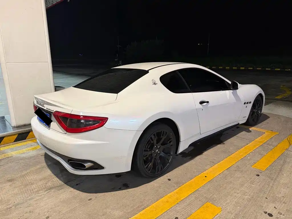 Maserati GranTurismo — миниатюра 3