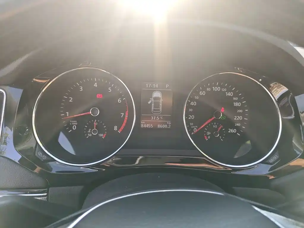 Volkswagen Sagitar — миниатюра 7