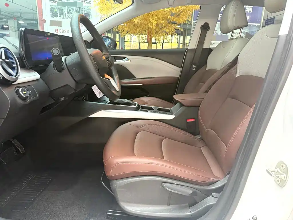 Chevrolet Monza — миниатюра 6