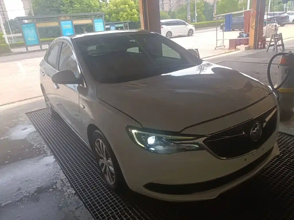 Buick Excelle — миниатюра 4