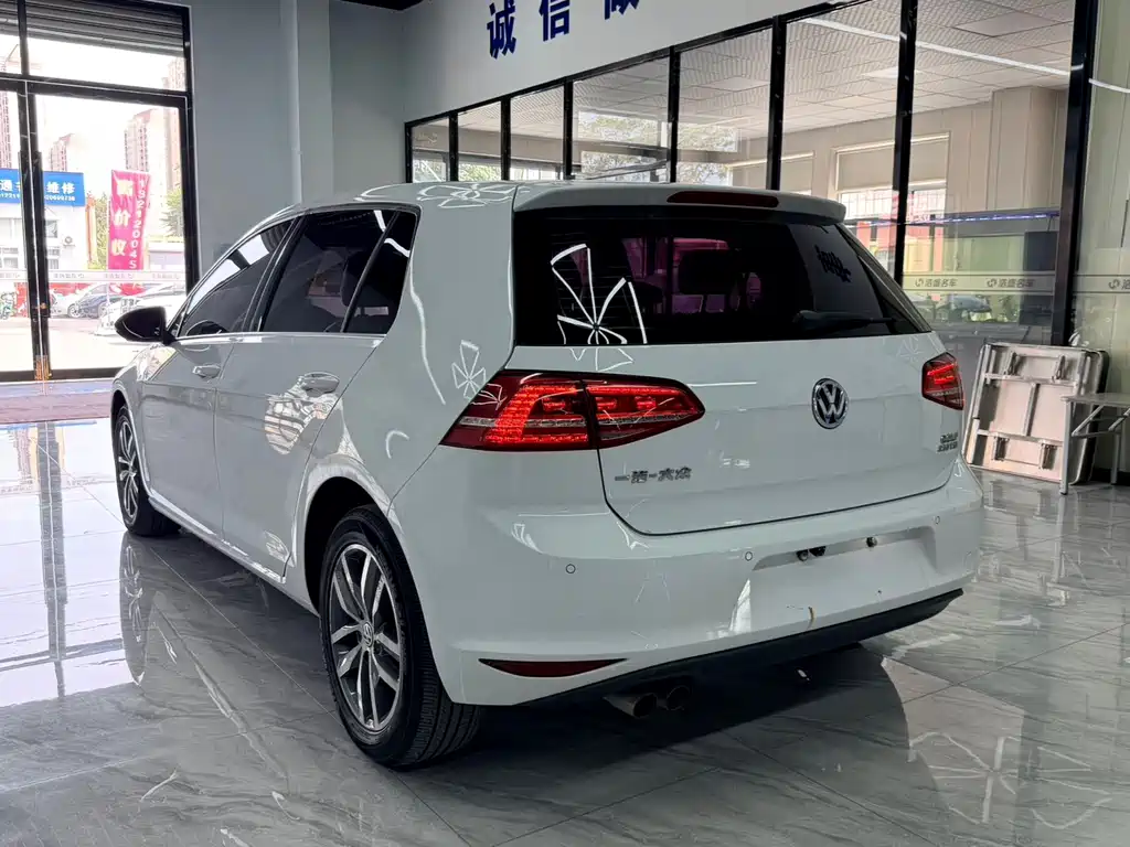 Volkswagen Golf — миниатюра 3